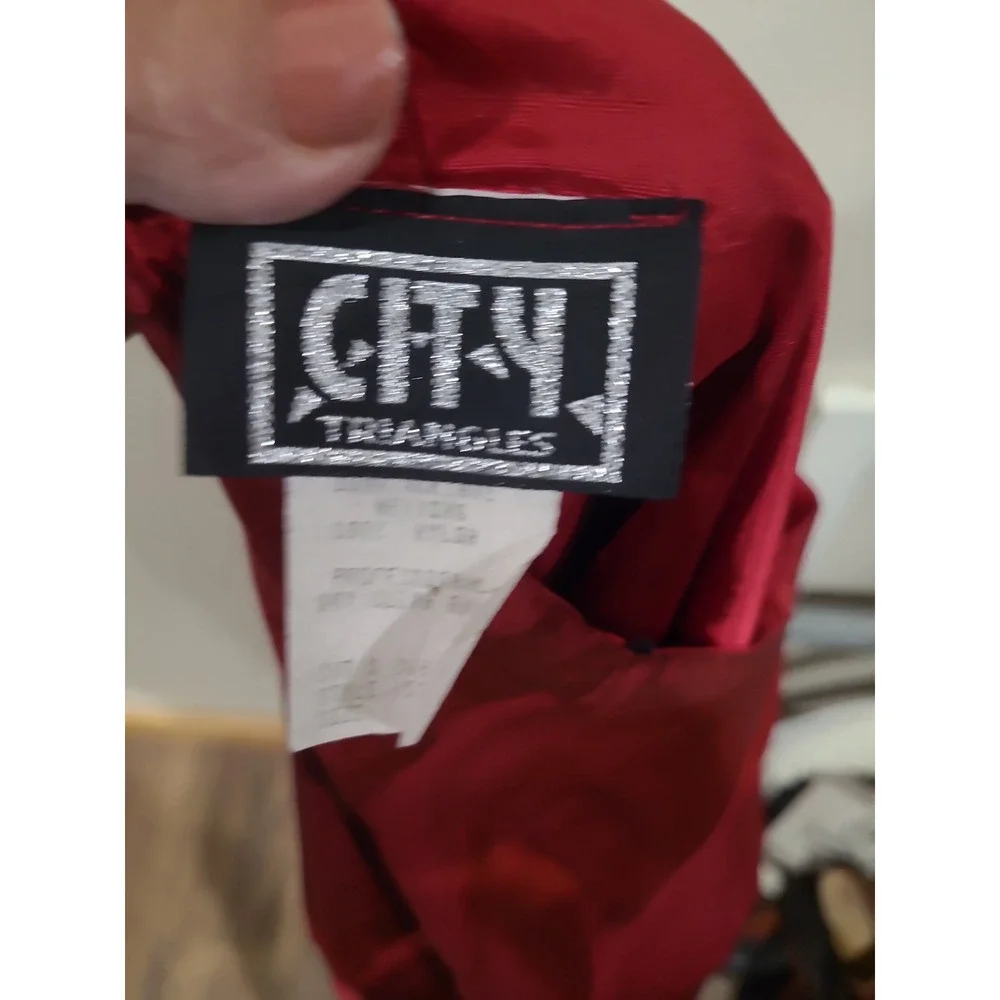 VTG. City Triangles Women SZ 5/6 Red Maxi Skirt black tulle Trimmed under slip.